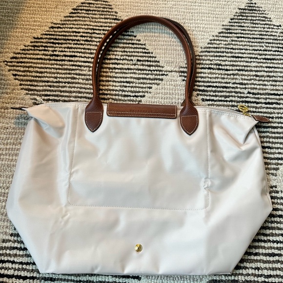 Longchamp Le Pliage Tote - Picture 6 of 14